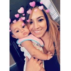 Meet your Posher, Alejandra